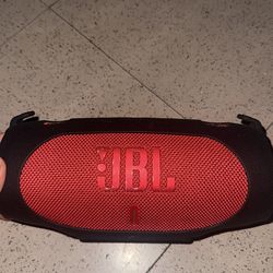 JBL Charge 6
