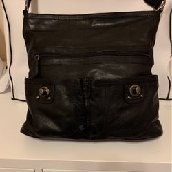 Lg Ladies Black Sholder Bag