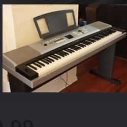 88 Keys Digital Yamaha DGX 530 Keyboard with music stand, Keyboard stand, sustain foot pedal, with Bench