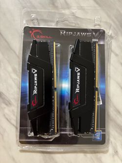 G.Skill Ripjaws V 32GB (2x16GB) DDR4 3200MHz C16 RAM Kit