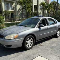 2006 Ford Taurus
