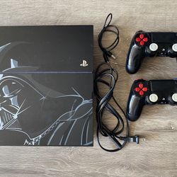 Sony PlayStation 4 500GB Console - Star Wars Darth Vader