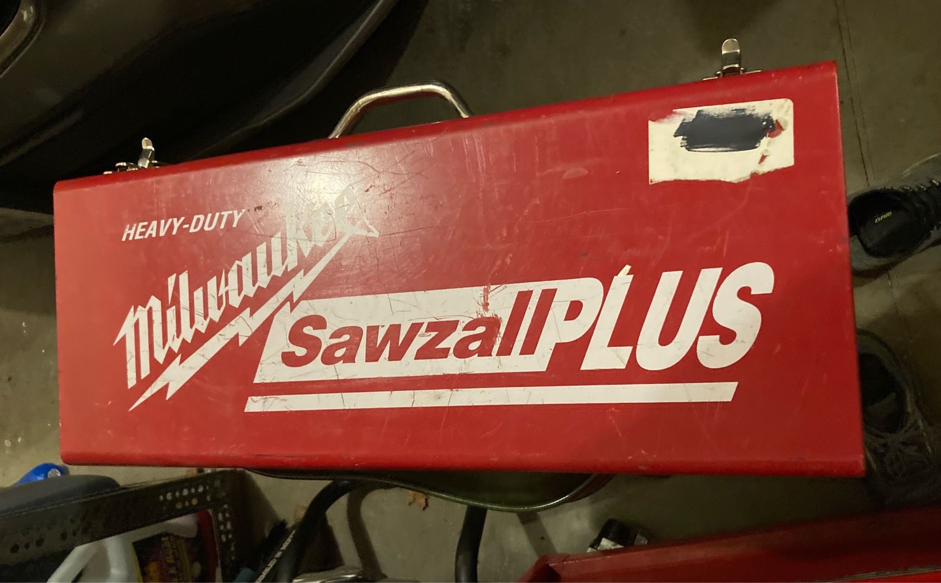 Milwaukee Heavy duty Sawzall plus 6517-20