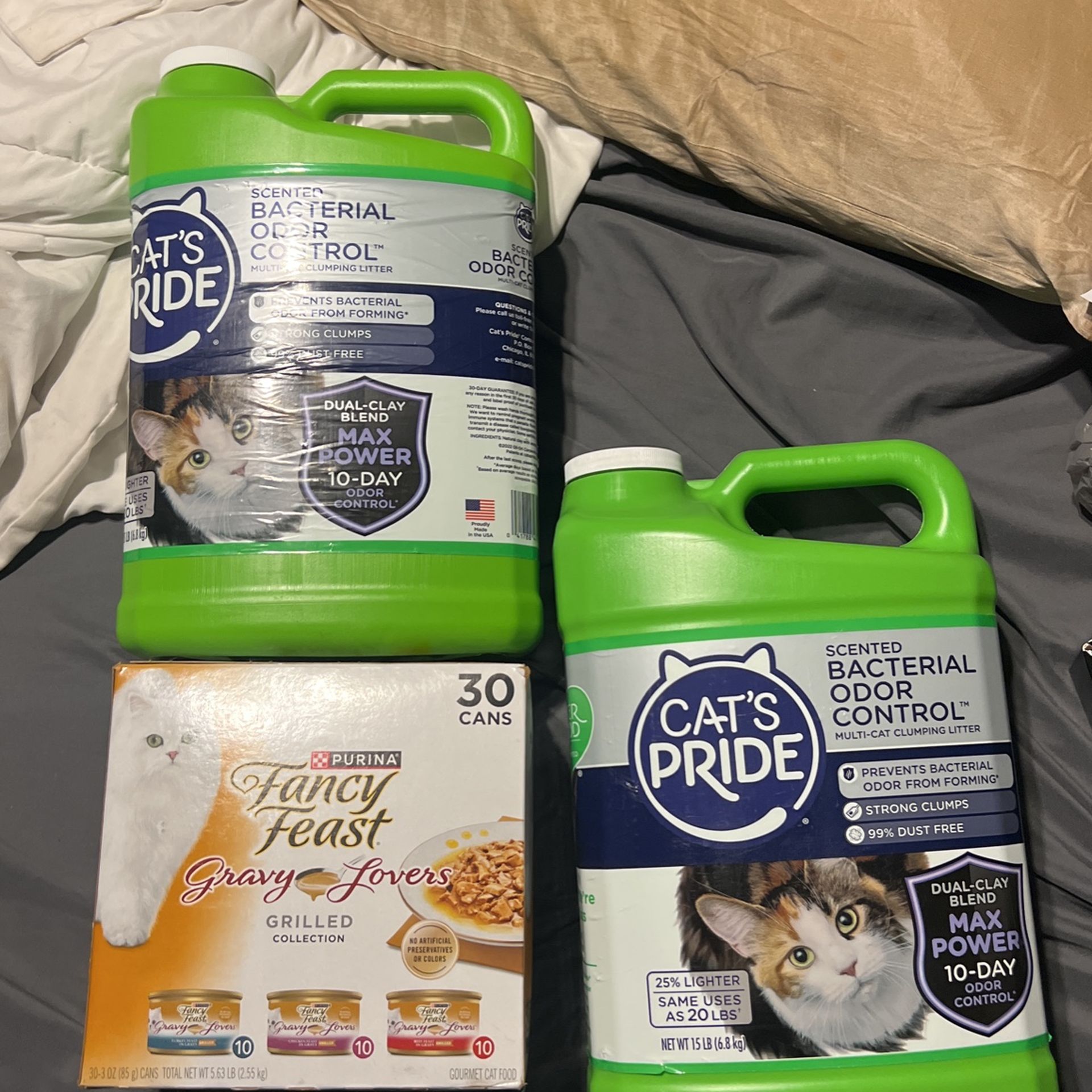 (3) 15 Lb Cat Litter Scented Odor Control&Cat Food