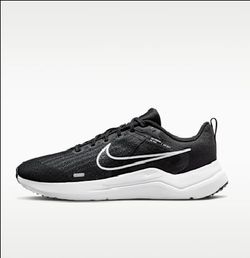 Nike Downshifter 12  #10.5
