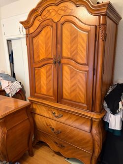 Bedroom set