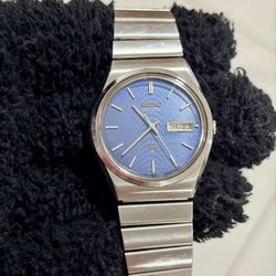 Vintage Seiko 4336-8119 Blue Dial Day-Date Quartz – Rare Japan Model