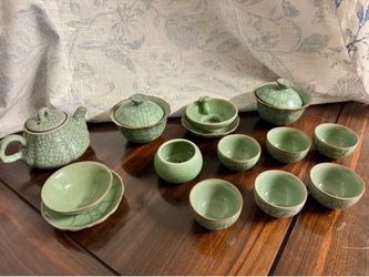 Chinese Green Crackle Glaze Tea Set
