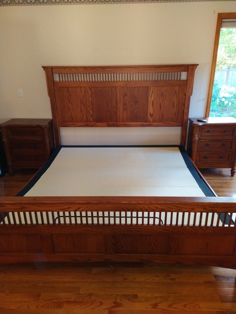 King Bed Mission Style with Tempur-Pedic Adjustable Base