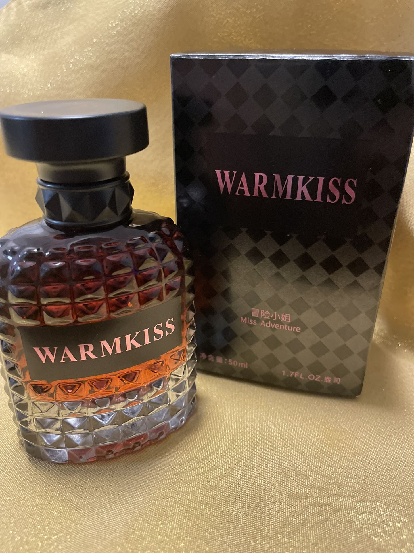 WARMKISS New with Box