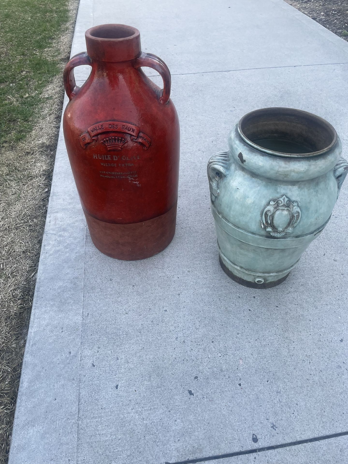 CERAMIC VASE FROM 1900’s