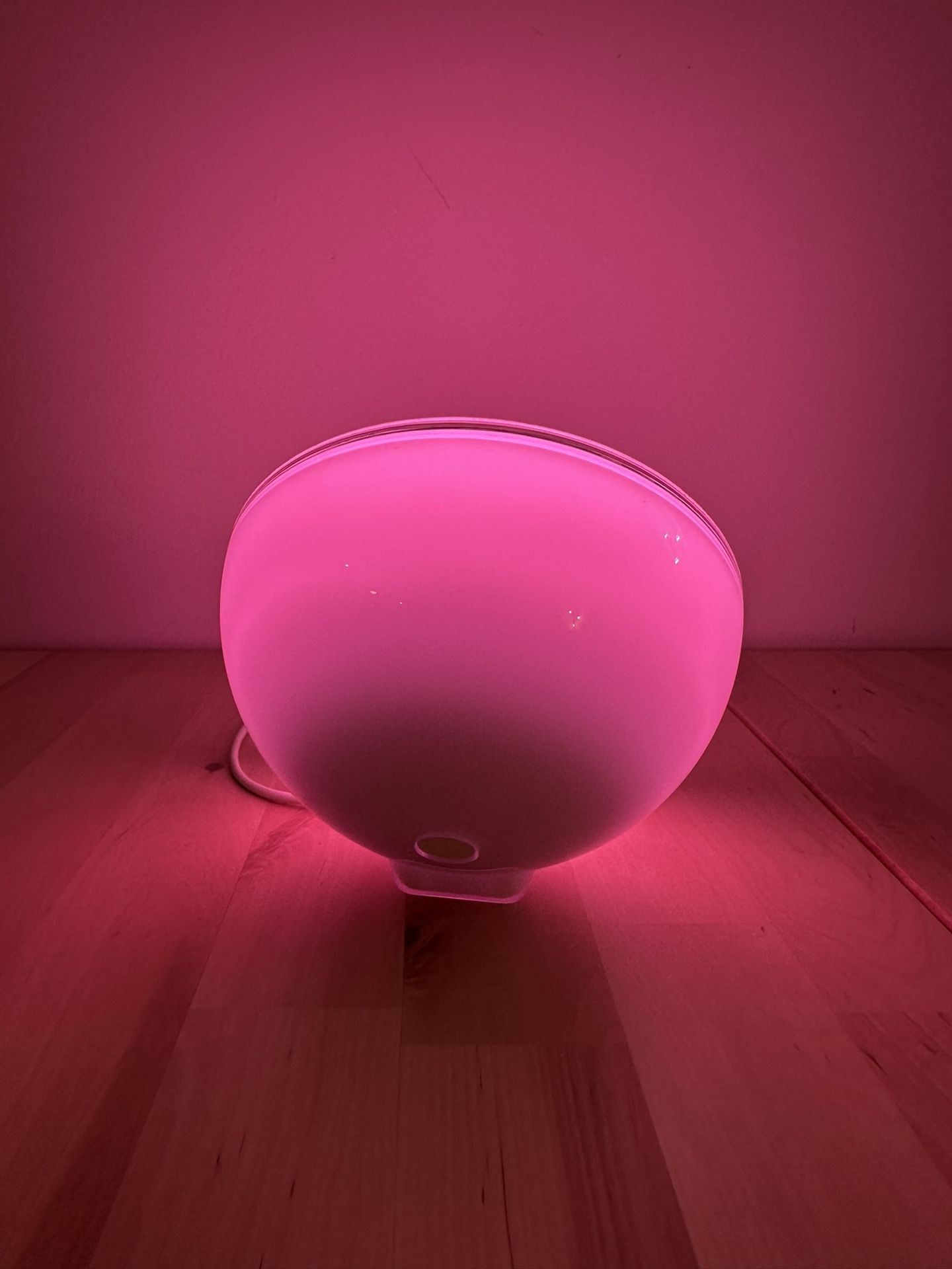 Philips Hue Go Smart Portable Dimmable Table Lamp, White - White and Color Ambiance LED Color-Changing Light - 1 Pack - Indoor and Outdoor Use - Contr
