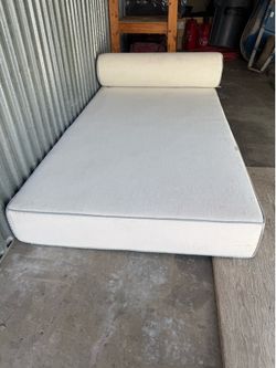 Day Bed