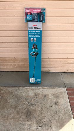 Makita. 40 Volt 24 Inch Hedge Trimmer  Kit 