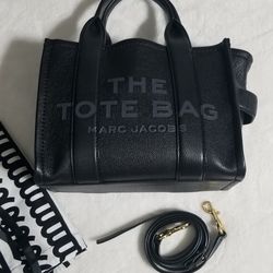 Marc Jacobs The Leather Small Tote Bag 