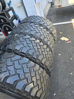 4 used tires LT285 70r17 Falken Wldpeak MT $250.00.
FIRM PRICE,PLEASE DON'T ASK FOR DICOUNT.PRICE IS FIRM
PRECIO FIRME POR FAVOR NO PREGUNTE POR DESCU