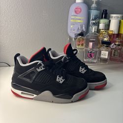 Jordan 4 bred (GS) 4y