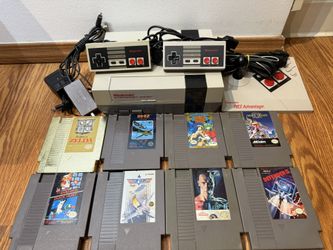 NES Nintendo Complete Set With 8 Games 