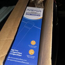 Underwater filtration system