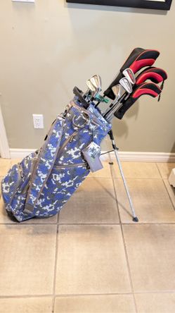 RH TITLEIST 913D3 DRIVER SET / CB 775 FORGED IRON SET  / BAND NEW PUTTER /  BRAND NEW STAND GOLF BAG