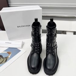 Balenciaga Women’s Boots With Box New 