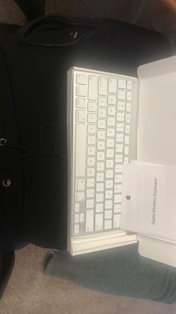 Apple wireless keyboard