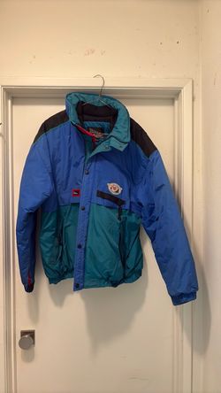 Inside edge vintage puffer jacket