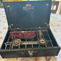 Vintage Coleman 425F Double Burner Portable Gas Camping Stove