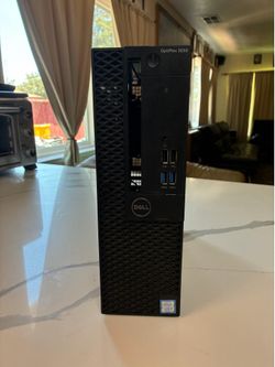 Dell OptiPlex 3050.  Intel i5-7500, 8GB RAM, 256GB NVME SSD.   Fresh Windows 10 install, tested and working, ready for you to set up your own account.
