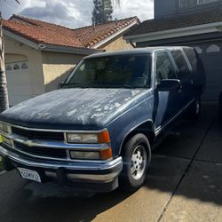 Chevy Suburban 
