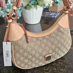 ***Authentic Dooney & Bourke Small Shoulder Bag***