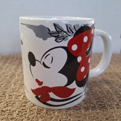 PARIS DISNEY MINNIE MOUSE MUG