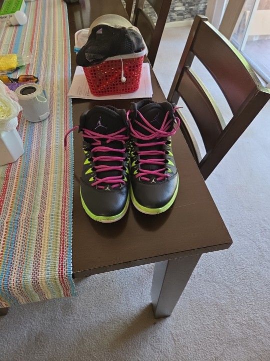 Like New Wore A Few Times