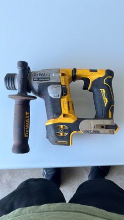 DeWalt 20V MAX XR Brushless SDS-Plus Rotary Hammer