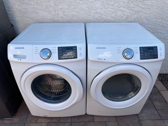 Very nice Samsung washer and gas dryer