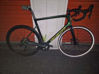 2019 Specialized Tarmac SL6 Disc Expert 61cm - Green - Great Condition