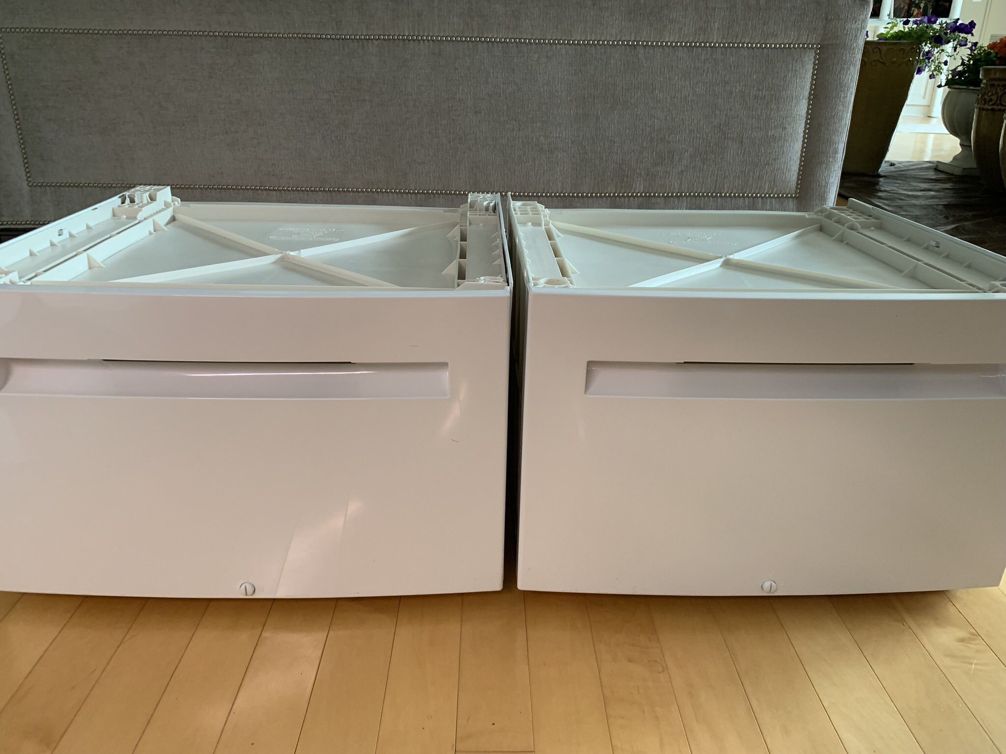 Laundry Storage pedestals (Set Of 2)
