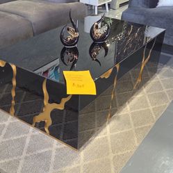 COFFEE TABLE BLACK GLOSSY GOLD
