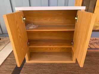 24" Natural Oak Wall-Mounted Storage Cabinet – Bathroom / Laundry / Kitchen