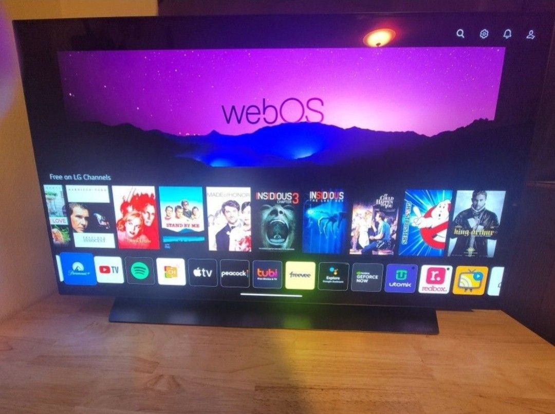 LG C1 48 (OLED48C1PUB)