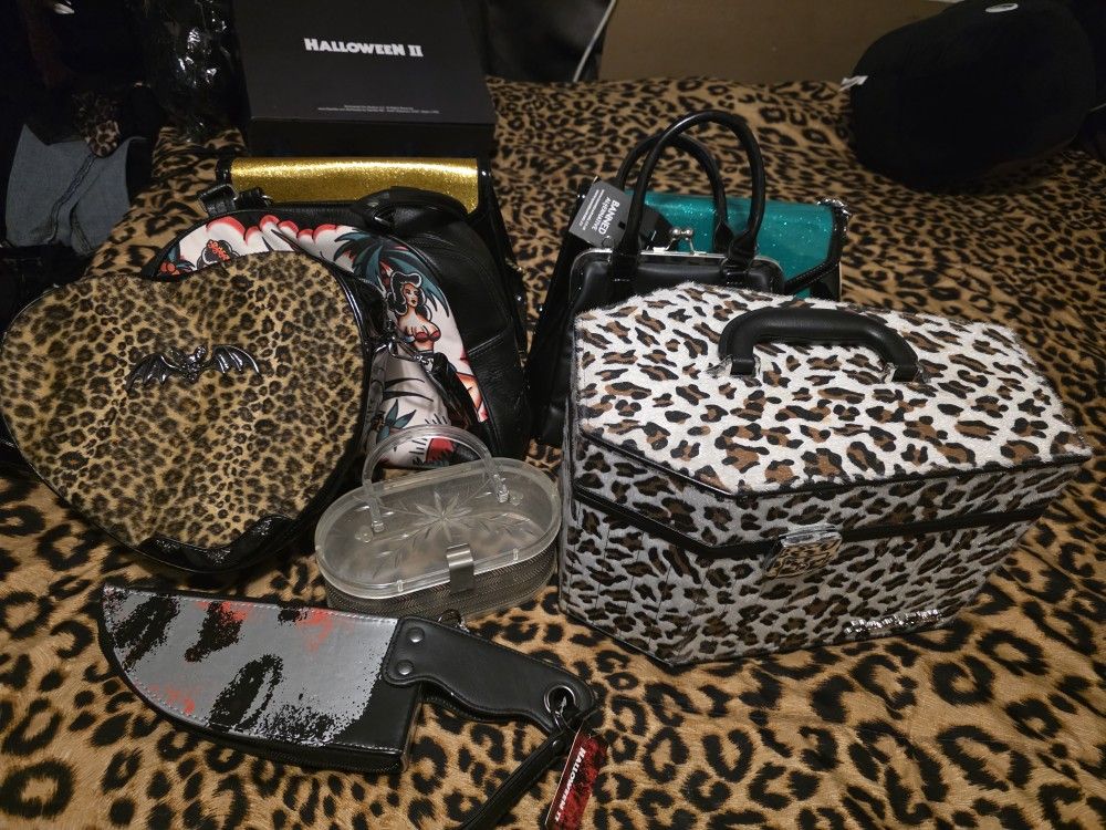 ‼️ROCKABILLY PURSES‼️