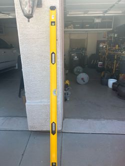 DEWALT 78 in Magnetic Box Level