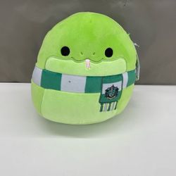 Slytherin Snake. Item No 886 (Shopgoodwill)