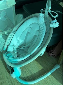 Baby swing