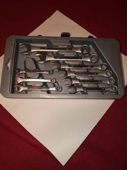 Metric wrench set