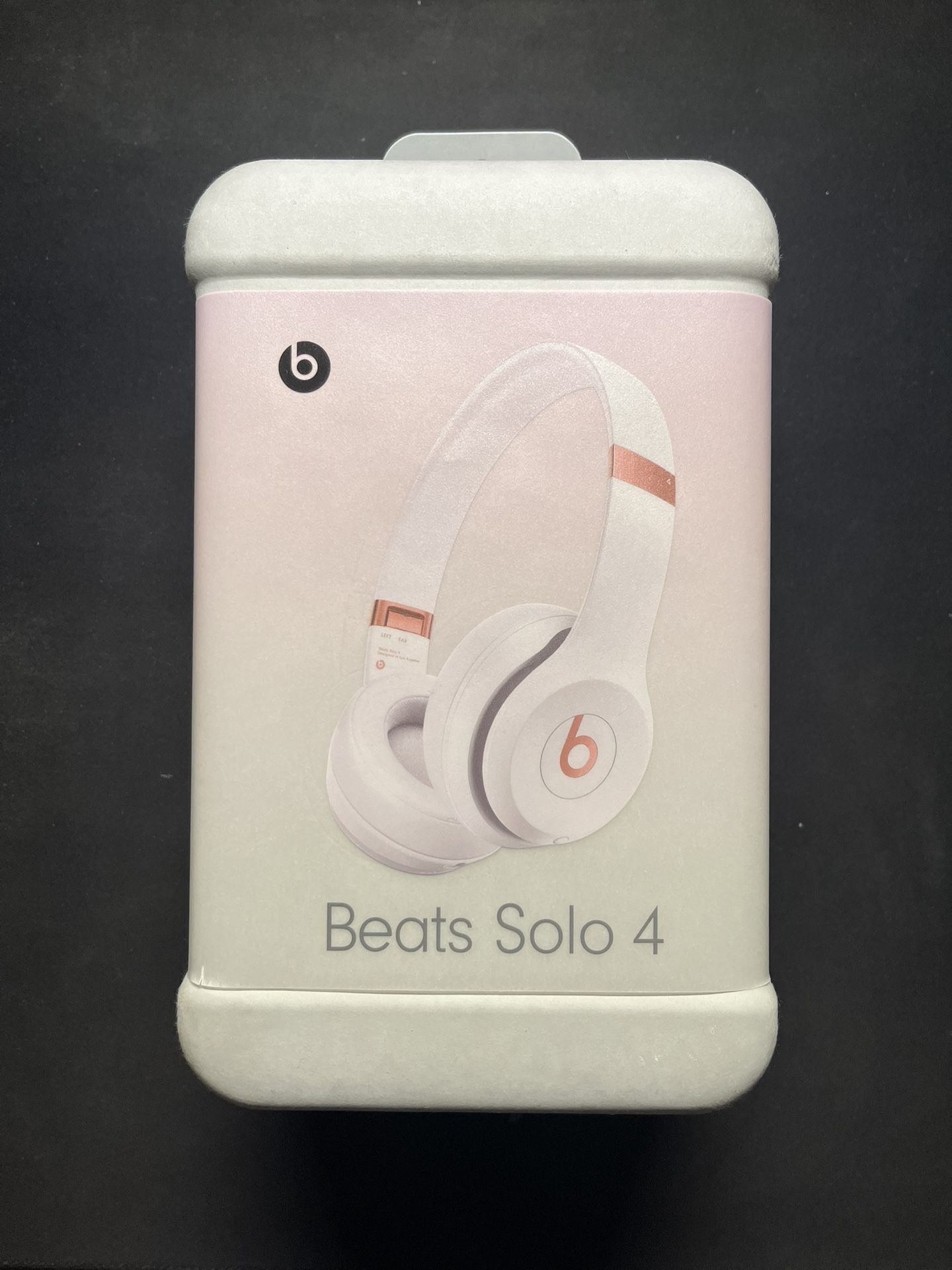 Beats Solo 4 Unopened