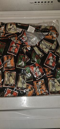 Giants Legend Alaha Shirt  New  Size XL 