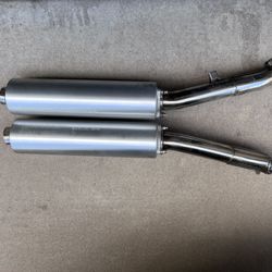 Suzuki Hayabusa 2003 Stock Exhaust