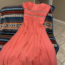 Prom. Dress.