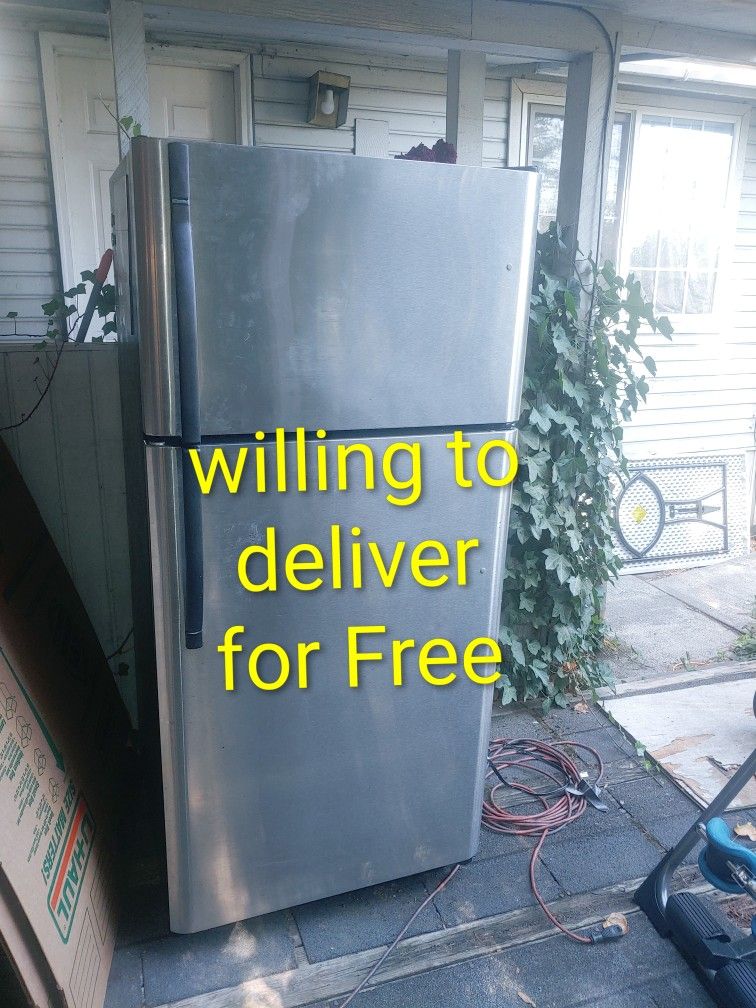 Kenmore Stainless Steel Refrigerator 18 Cuft (Dimensions:30 "W 30" D 66" H
